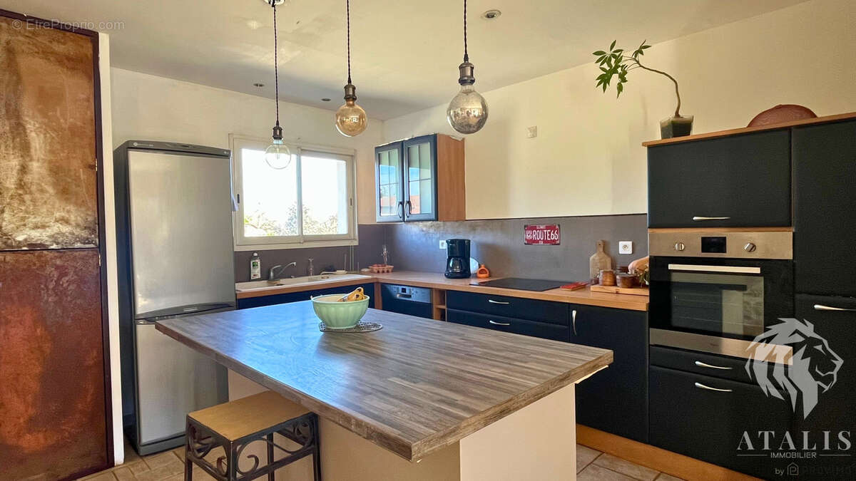 Maison à SAINT-JUST-DE-CLAIX