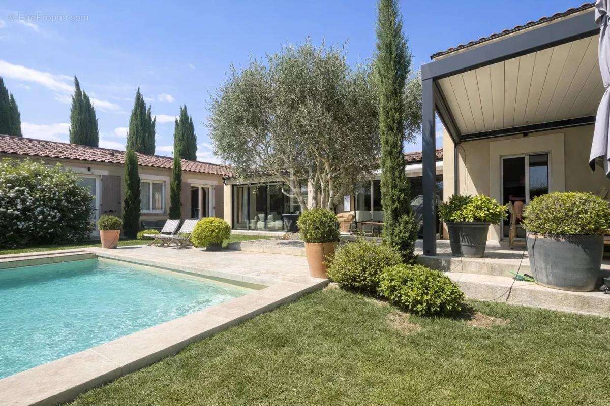 Maison à MAUSSANE-LES-ALPILLES