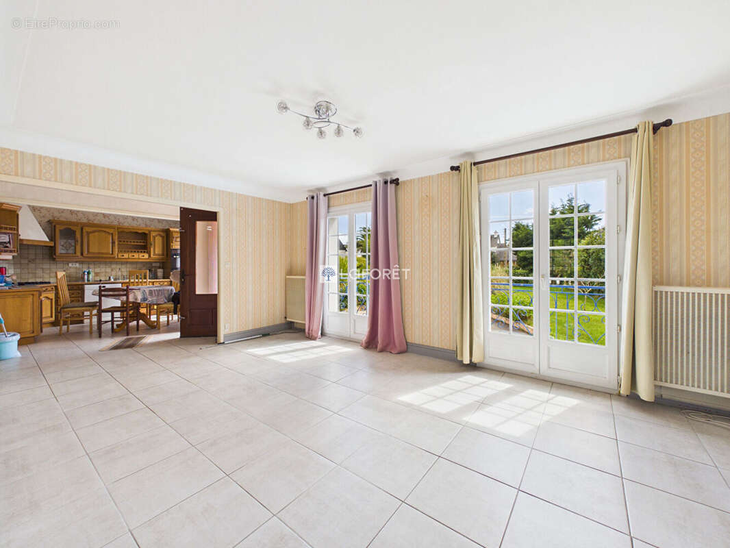 Maison GOUESNACH 6 Pièces 128 m² - photo 6