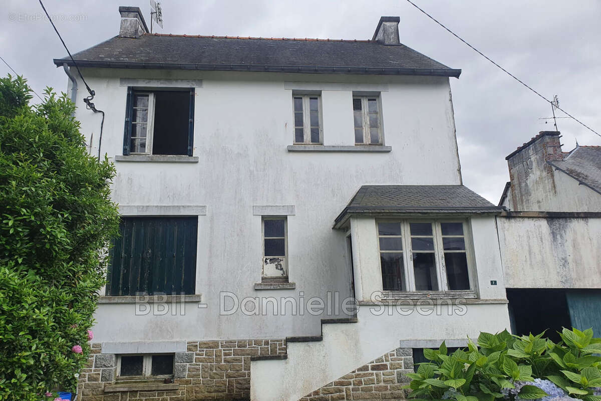 Maison à CORLAY