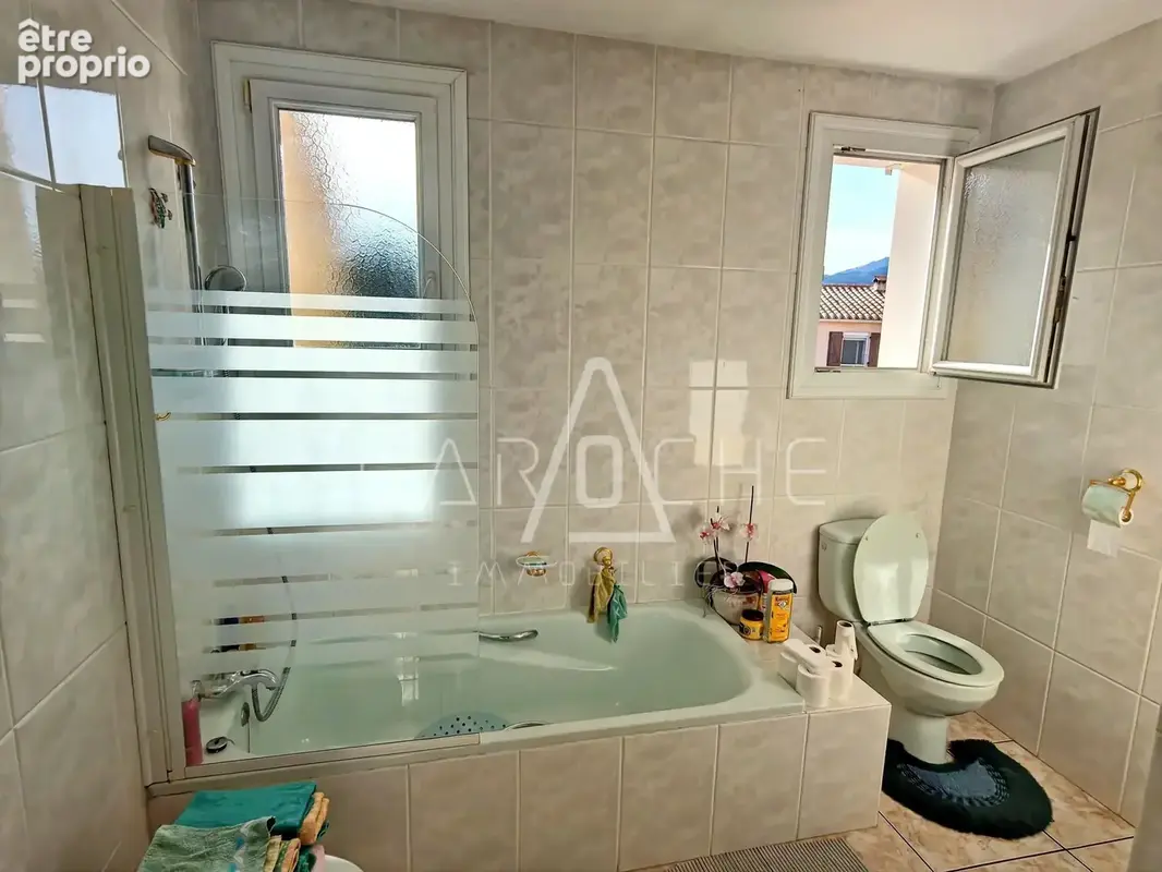 Villa - piscine - photo 19