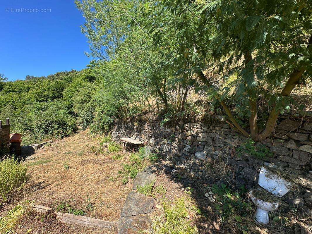 Authentique maison de hameau avec dépendances et vue dégagée - photo 3