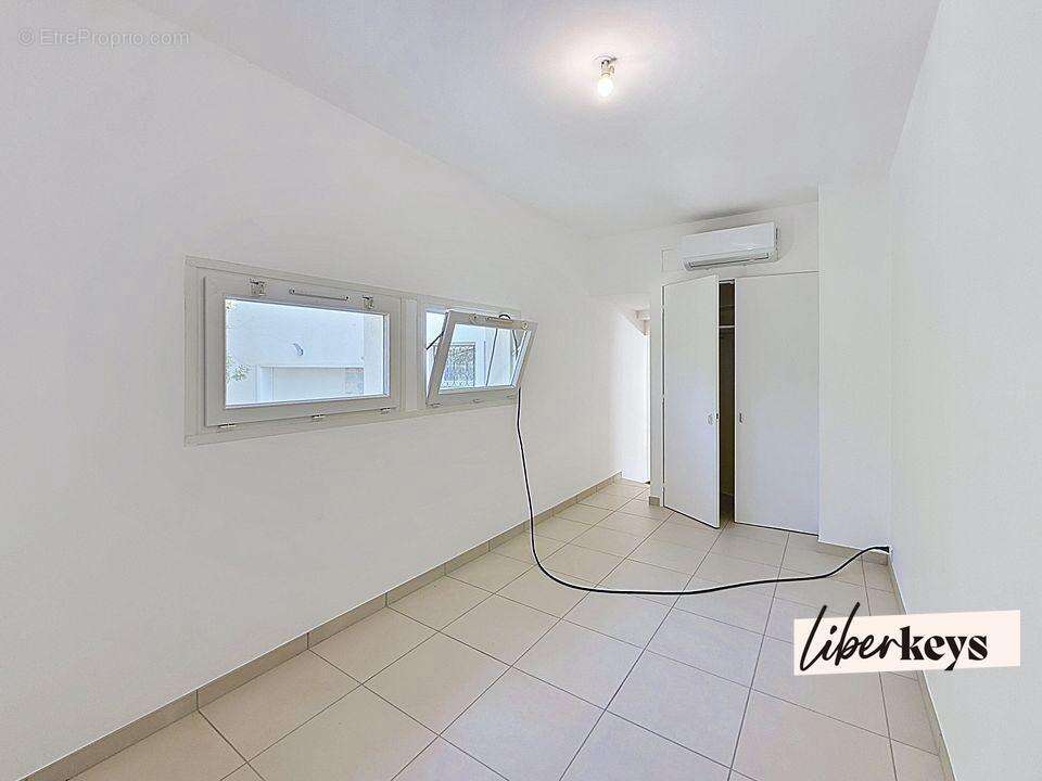 Magnifique T3 au rez-de-jardin – Résidence d'architecte des années 60 - photo 10
