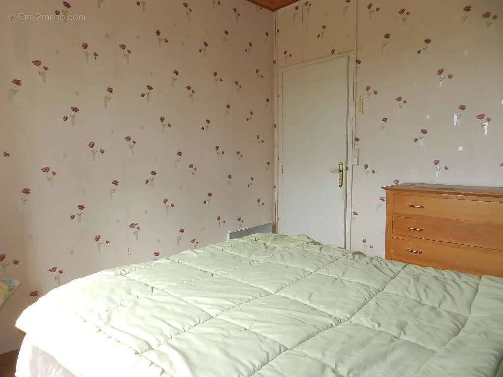 Maison à SAINT-PIERRE-SUR-DIVES