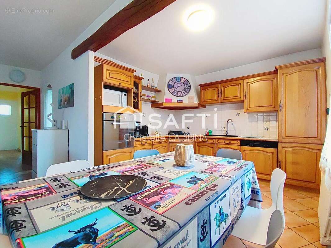 Maison 150 m² à Saint-Bonnet-Du-Gard  - photo 4