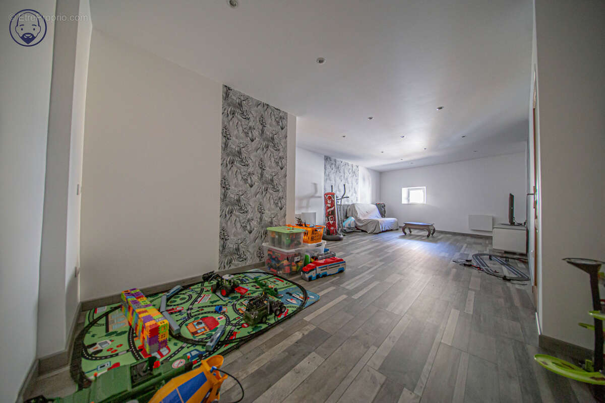 Grande maison de village totalement rénovée - photo 18