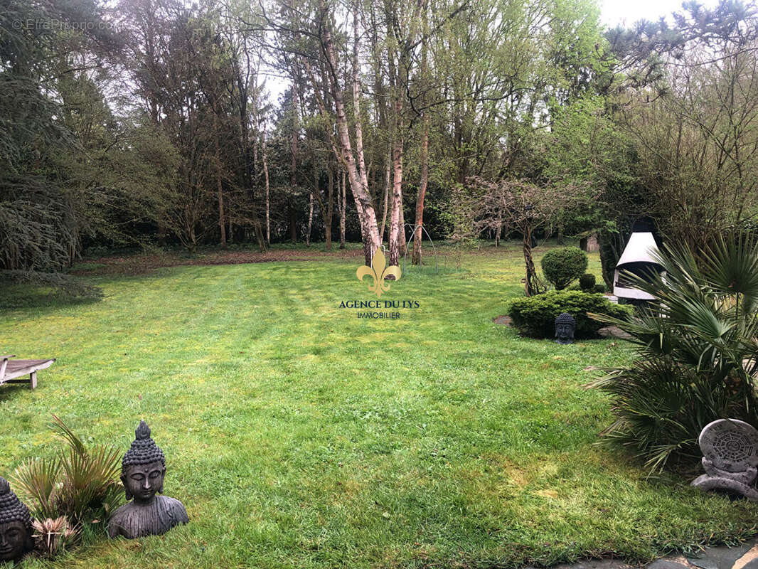 Maison à ORRY-LA-VILLE