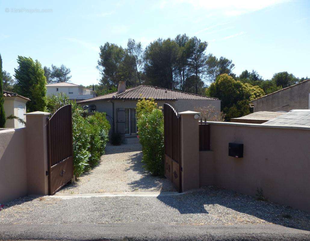 Maison à CABRIES