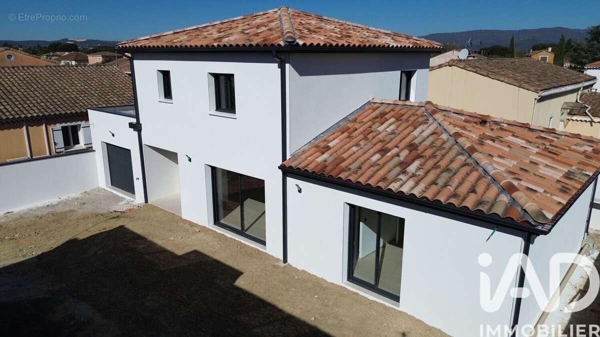 Photo 2 - Maison à MONTELIMAR