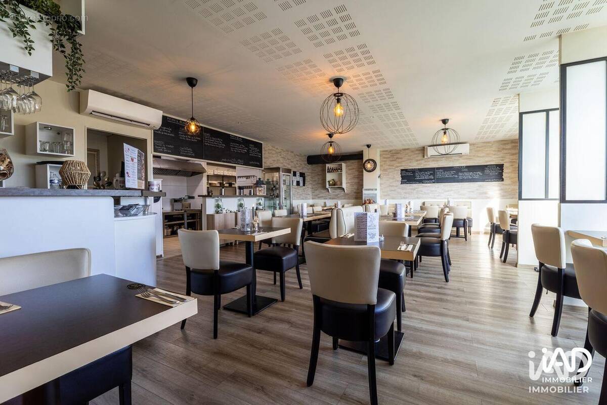 Photo 1 - Commerce à ANDEVILLE