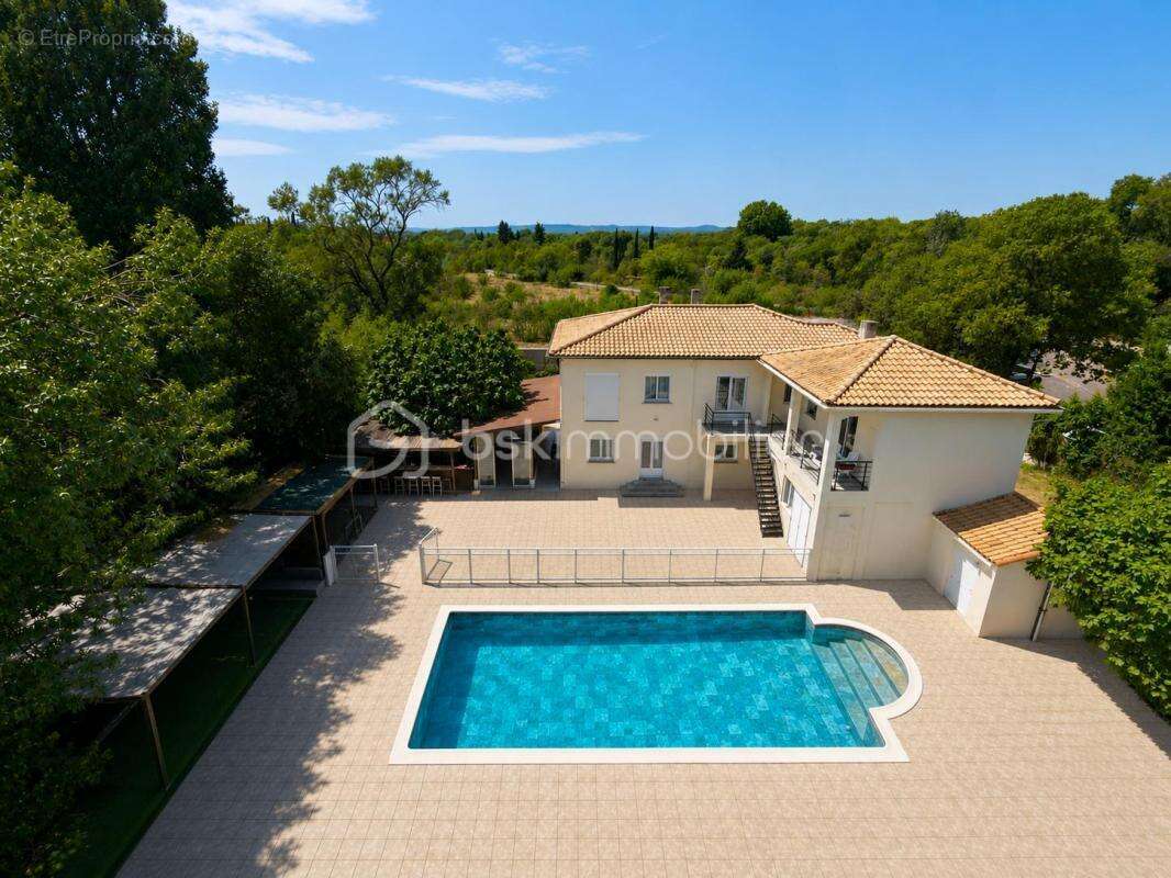 Propriété avec piscine, studio et T2 indépendant à Fabrègues --- - photo 15