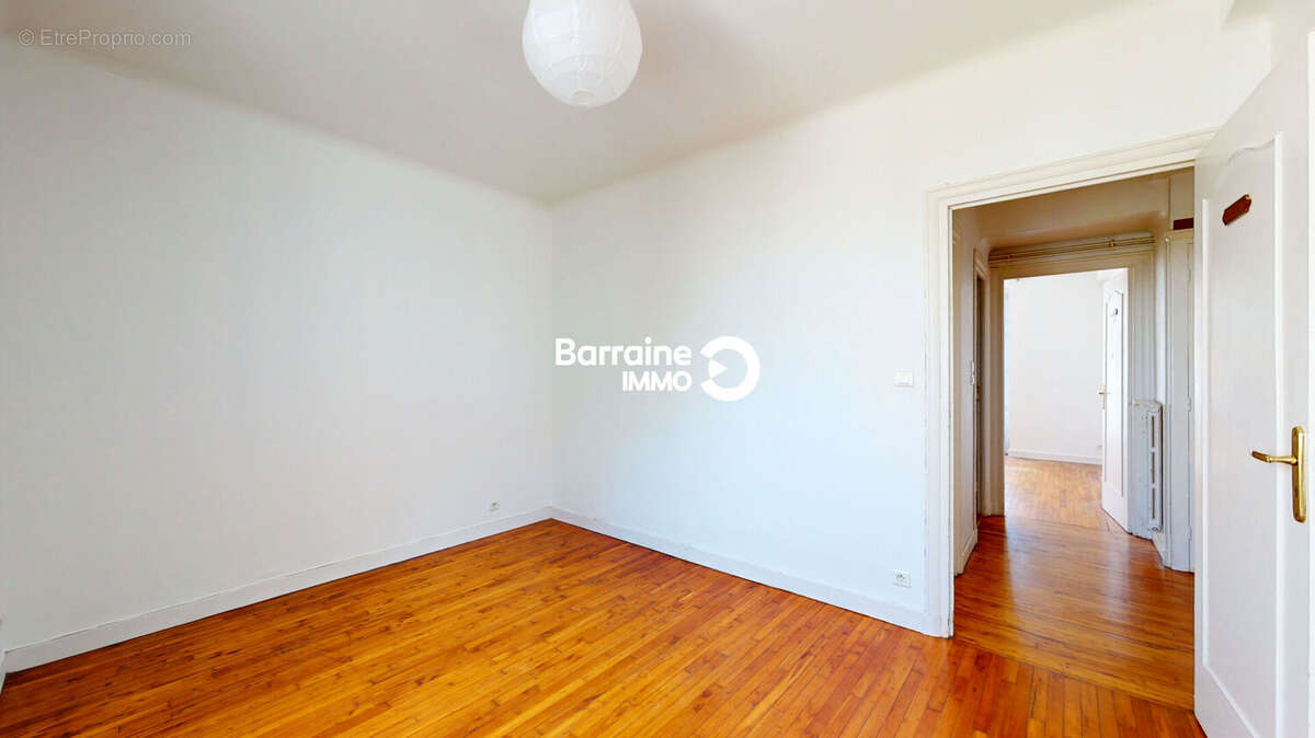 A vendre barraine immo - appartement t4 lumineux avec balcons en plein coeur du quartier siam à brest - photo 15