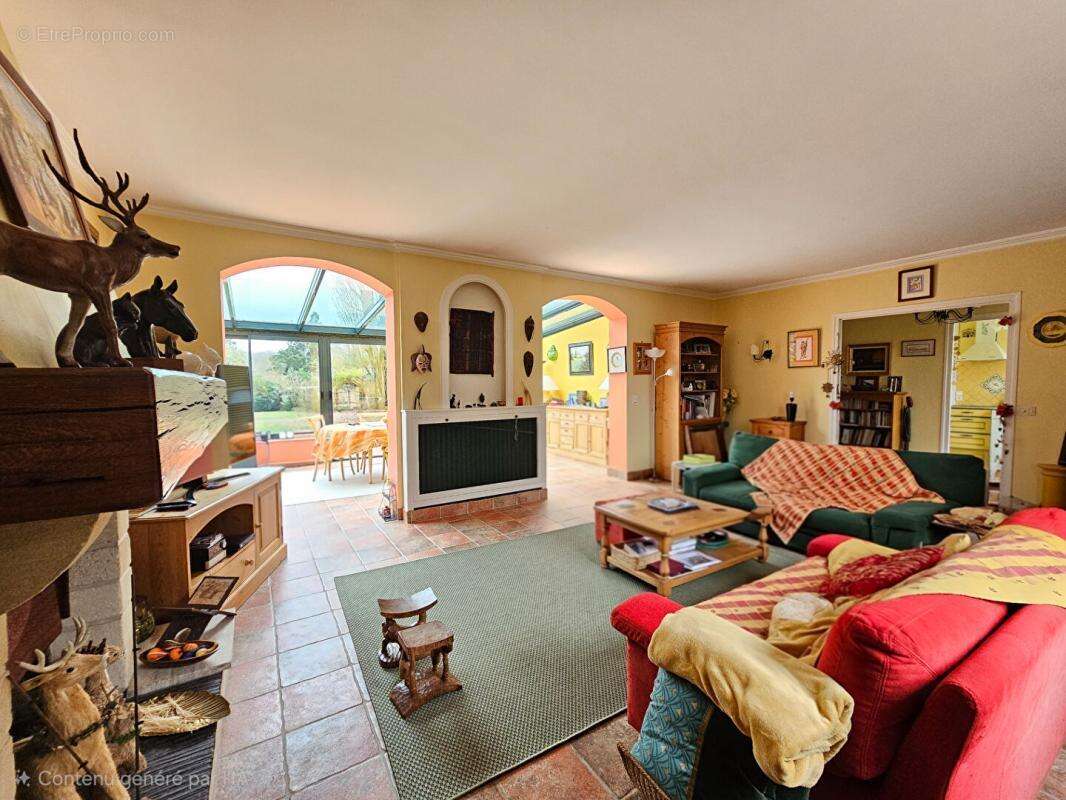 Maison à SAINT-LEGER-EN-YVELINES