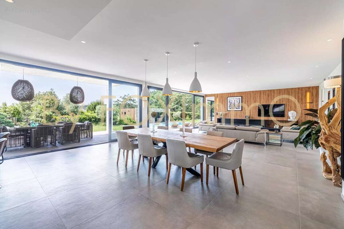 Villa de luxe contemporaine à Biot avec piscine et pool-house au calme absolu - photo 6
