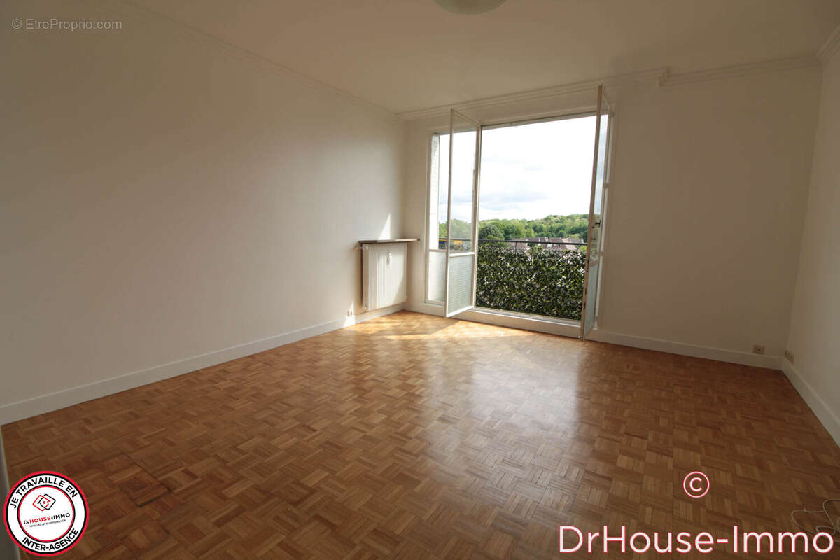 Appartement à BOIS-D'ARCY