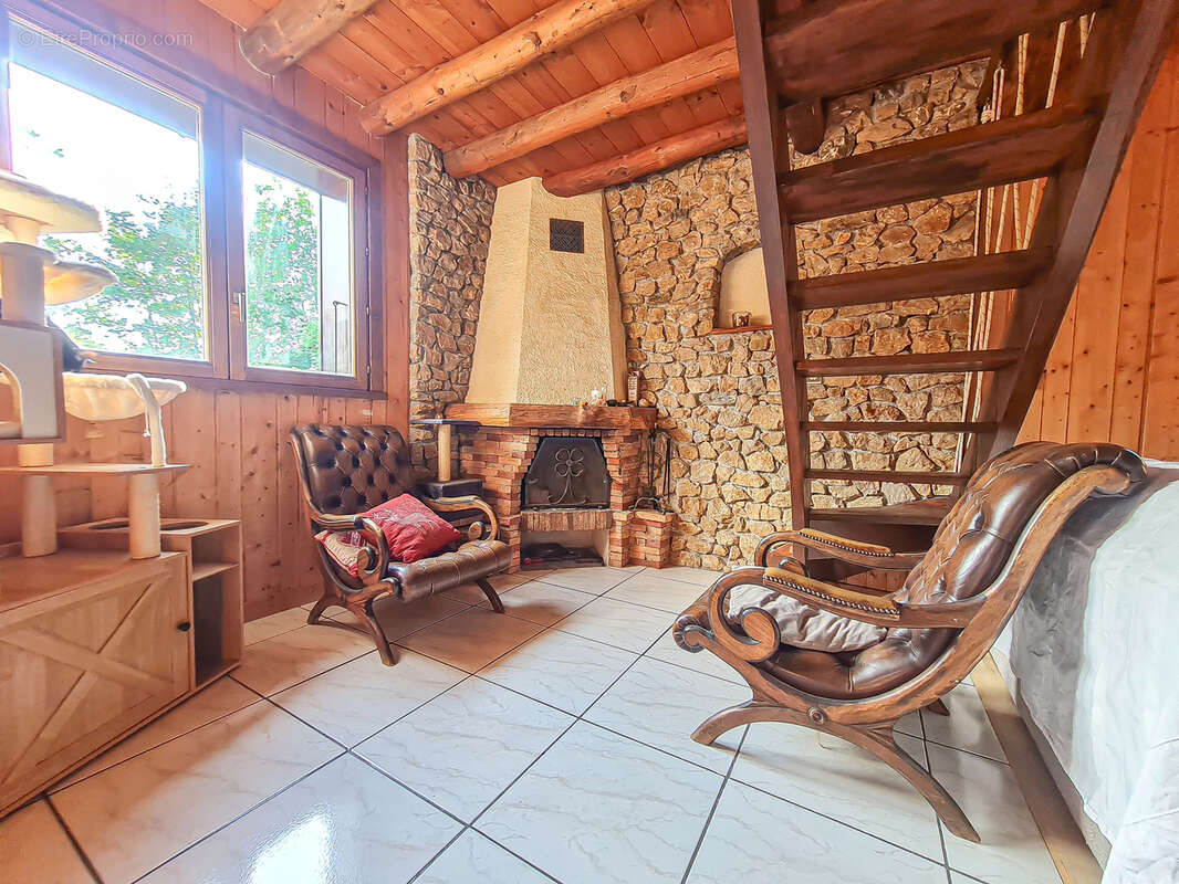 Chalet de 100m2 - parcelle de 800m2 - bogeve 74250 - photo 10