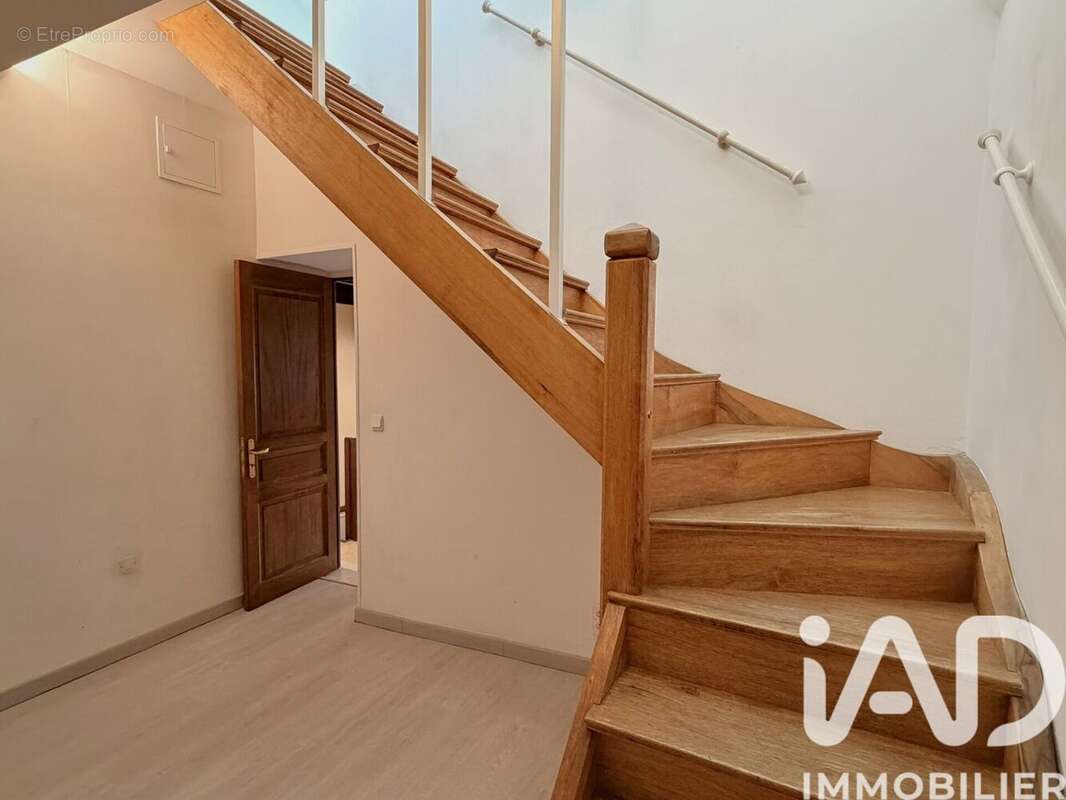 Maison 143 m² à Oraison  - photo 5