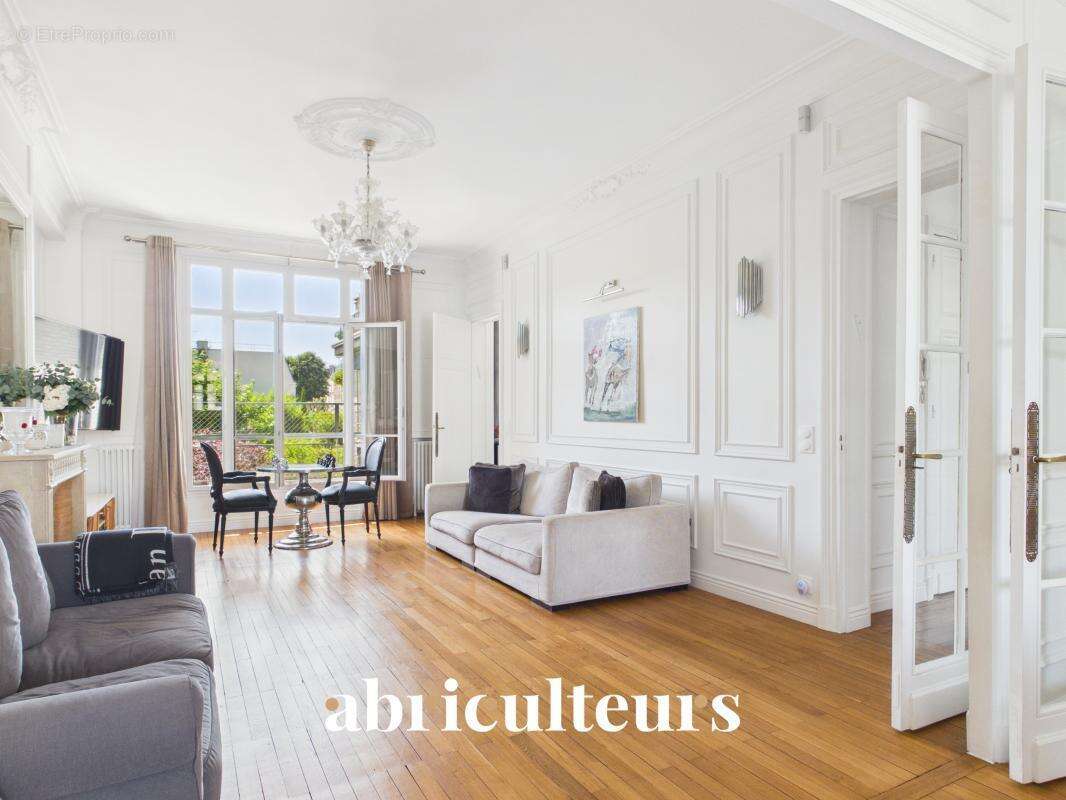 Appartement à SAINT-MANDE
