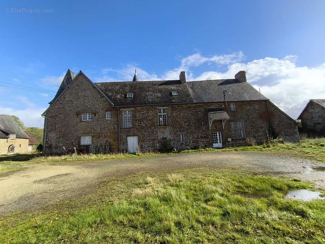 Maison à CEAUCE