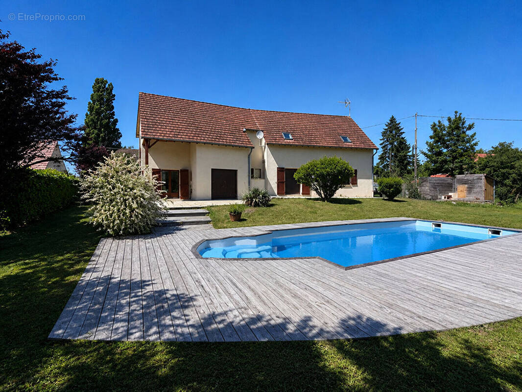 Maison à CHATENOIS