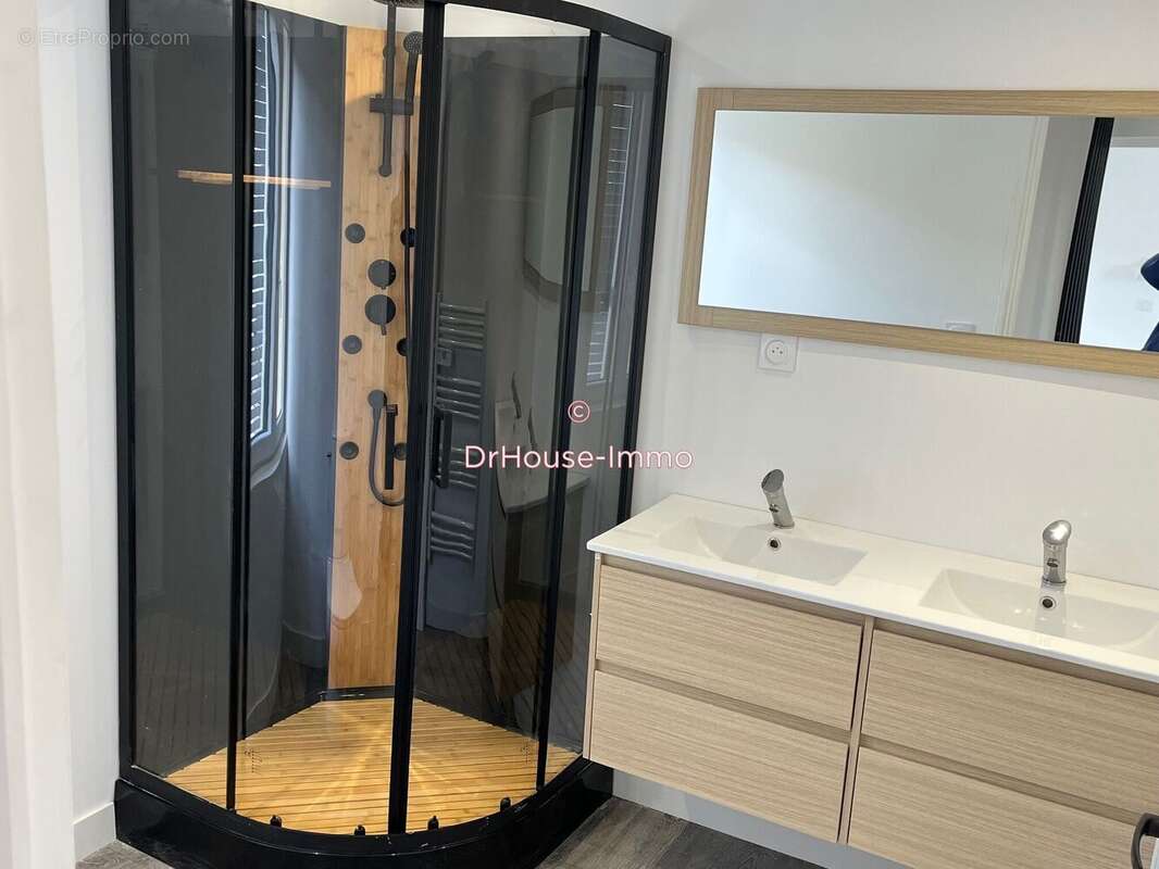 Appartement à RUELLE-SUR-TOUVRE