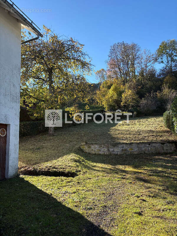 Maison à RIOM-ES-MONTAGNES