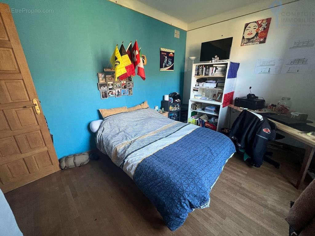 Maison à MONTPEZAT-SOUS-BAUZON