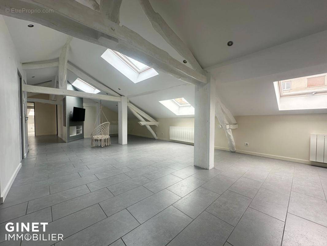 Appartement à ROANNE