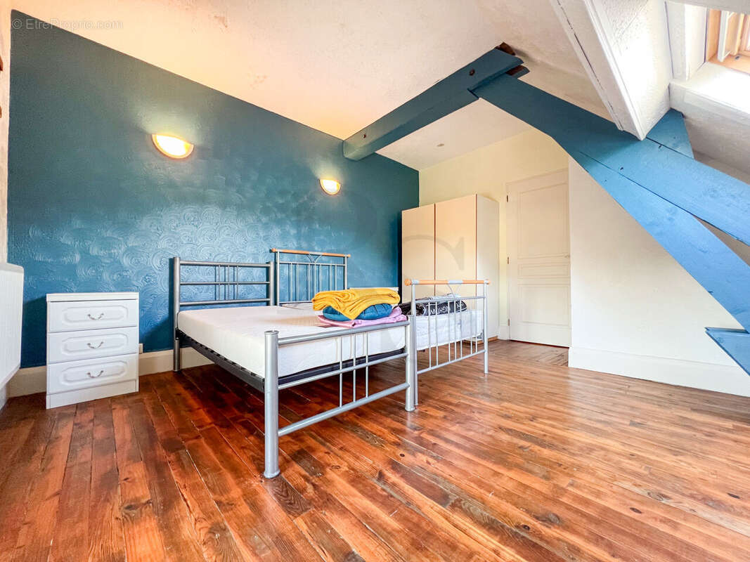 Maison à JOUE-DU-BOIS