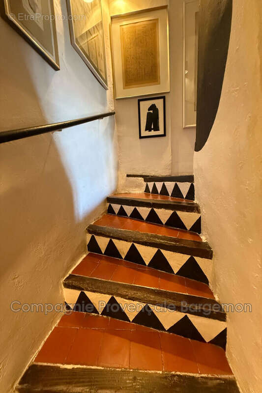 Appartement à BARGEMON