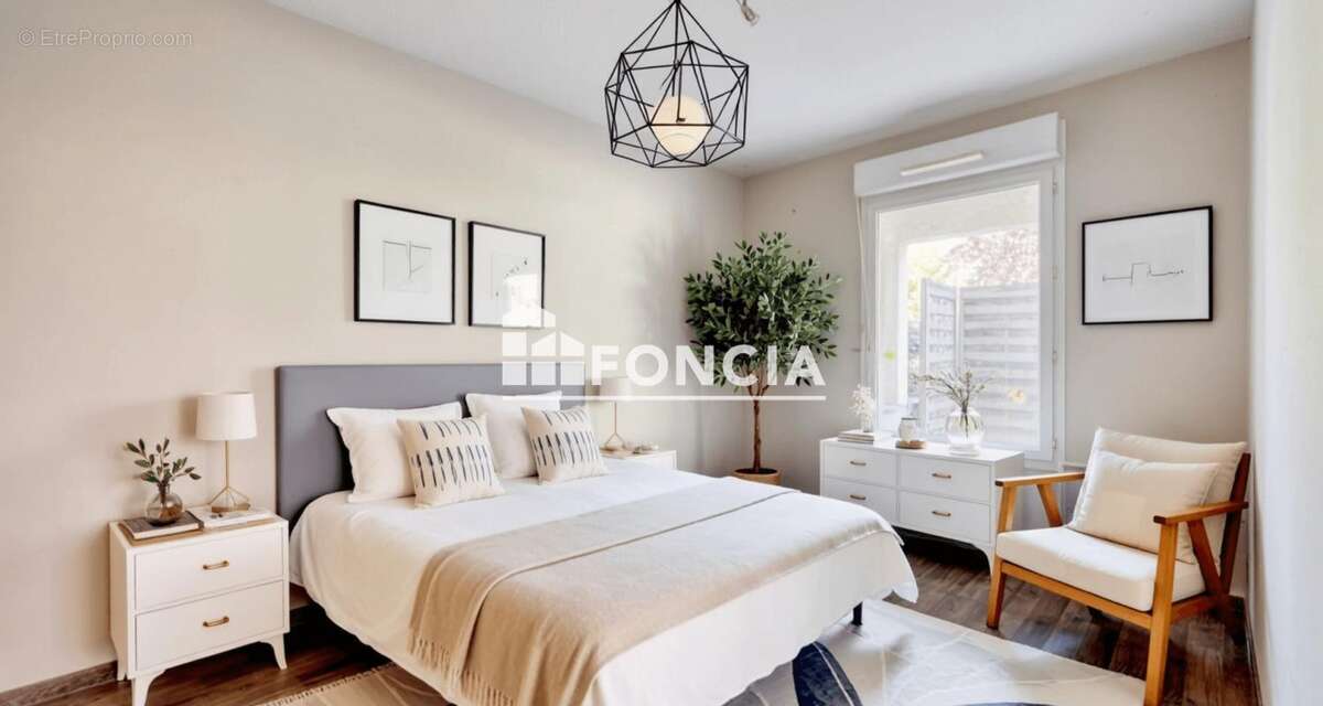 Appartement à BORDEAUX