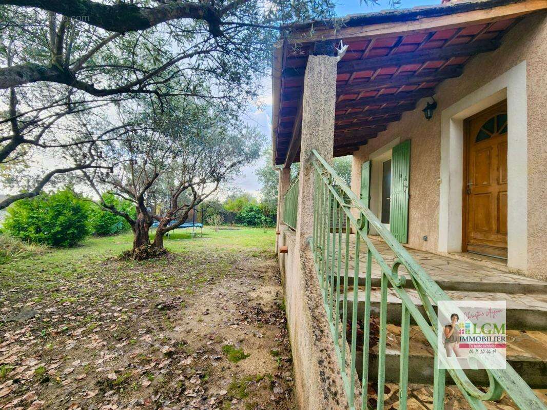 Maison à DURFORT-ET-SAINT-MARTIN-DE-SOSSENAC