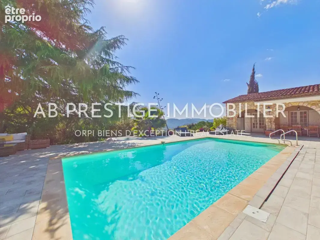 Propriété de charme - calme absolu - domaine rénové - piscine d'exception - idéal grande famille ou projets de chambres d'hôtes  - photo 6
