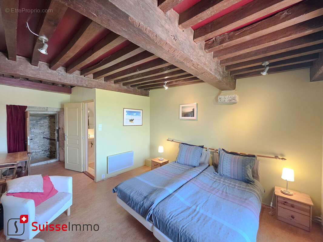 Maison à COLOMBOTTE