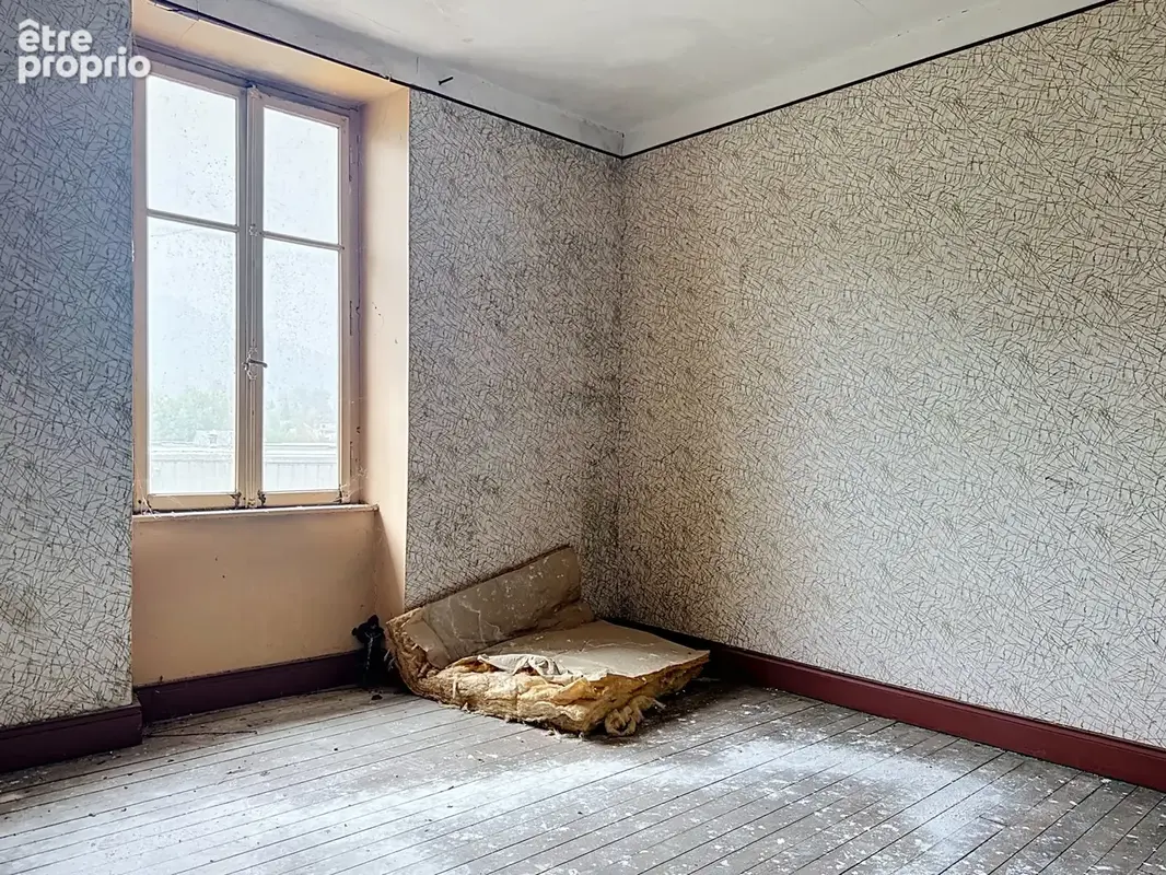 Ensemble immobilier avec restaurant de 180m2 + surface à aménager de 172m2 et annexe sur 11 ares - photo 9