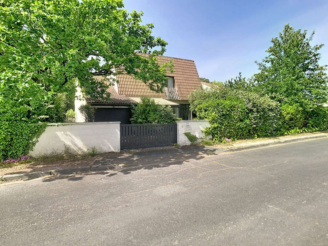 Maison à VILLENAVE-D'ORNON