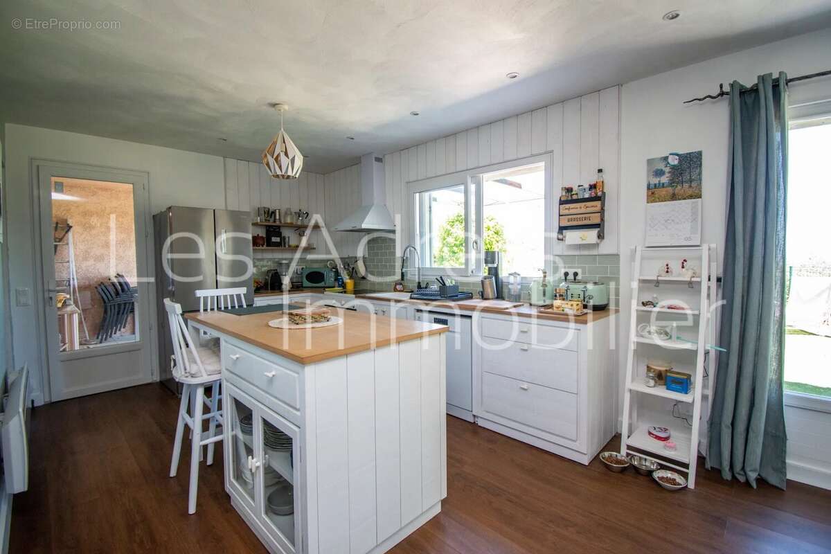 Maison à LES ADRETS-DE-L&#039;ESTEREL