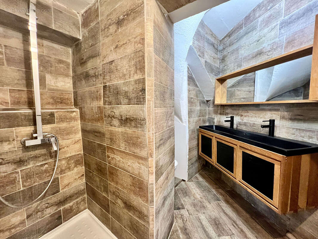 Appartement à THEZAN-LES-BEZIERS