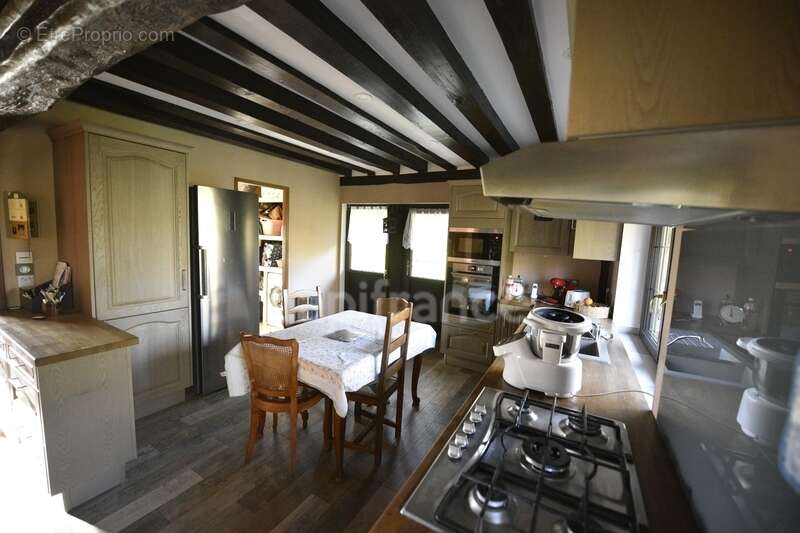 Maison à BONNIERES-SUR-SEINE