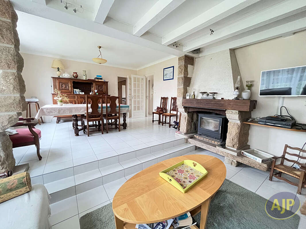 Maison à SUCE-SUR-ERDRE