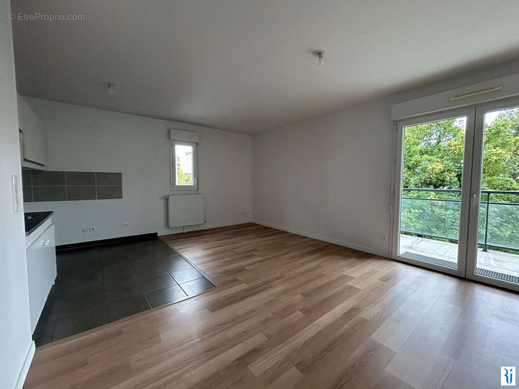 A vendre Maromme centre F3 avec balcon, cave et garage - photo 3