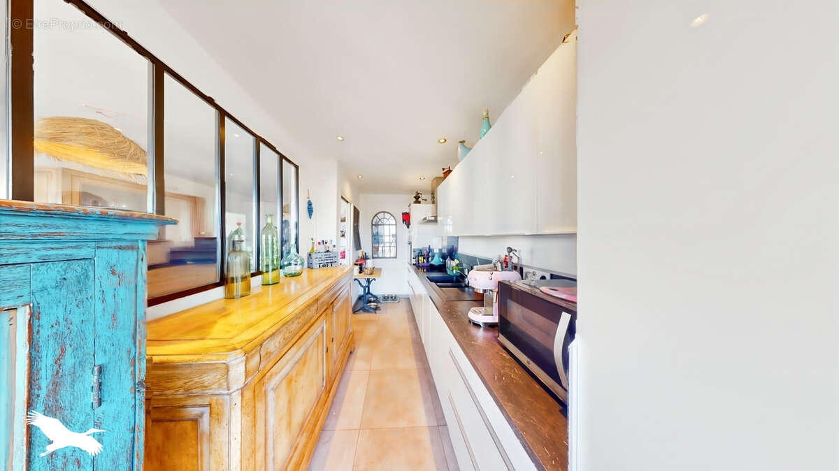 Appartement à MARSEILLE-9E