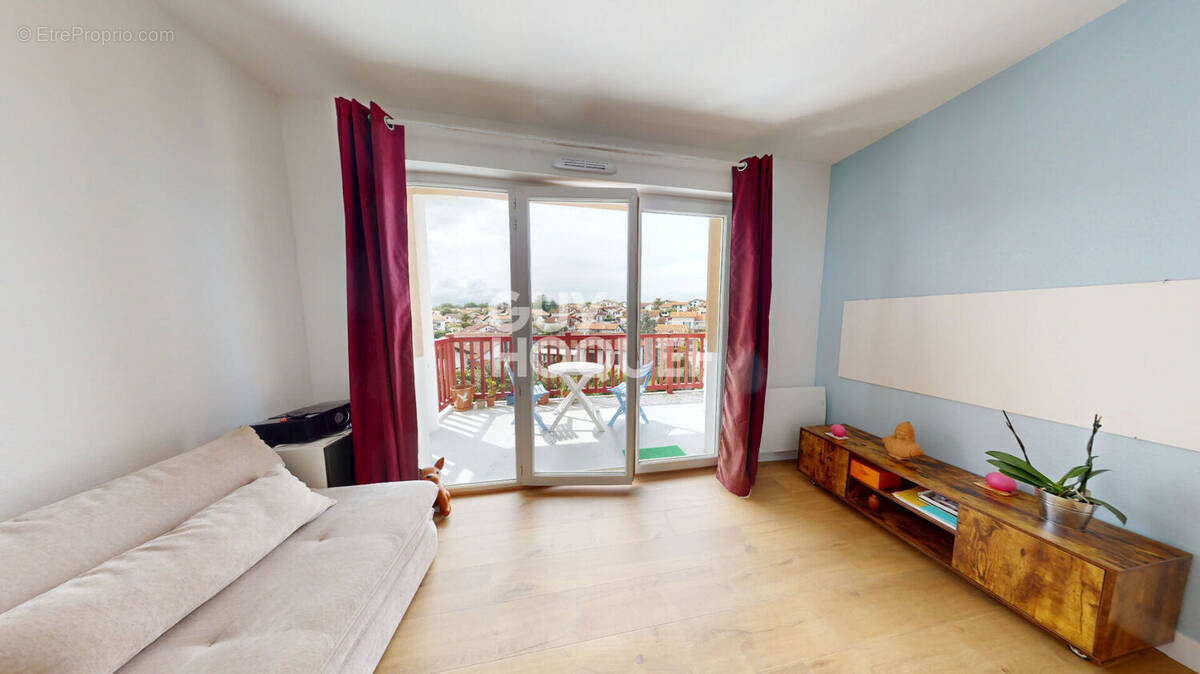 Appartement à CIBOURE