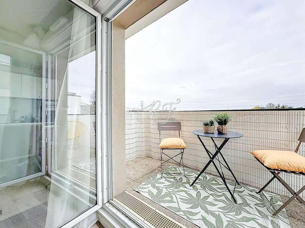 Photo 3 - Appartement à ERAGNY