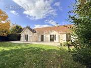 Maison à CLAYE-SOUILLY