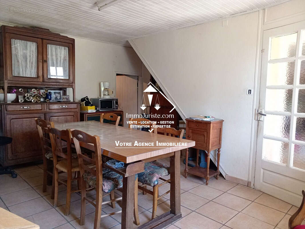 Maison à PEYRAT-LE-CHATEAU