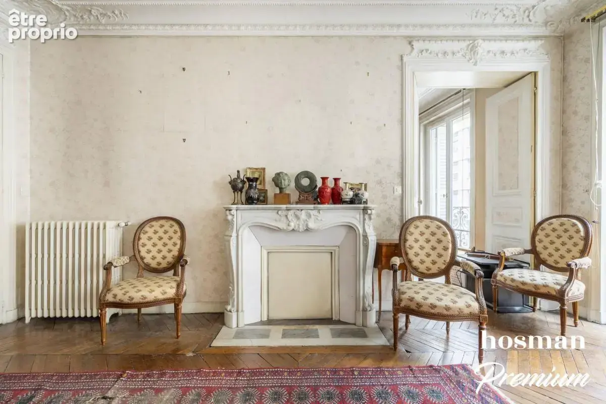 A rénover - 5 pièces de 120 m² - Rue Du Faubourg Poissonnière - photo 5