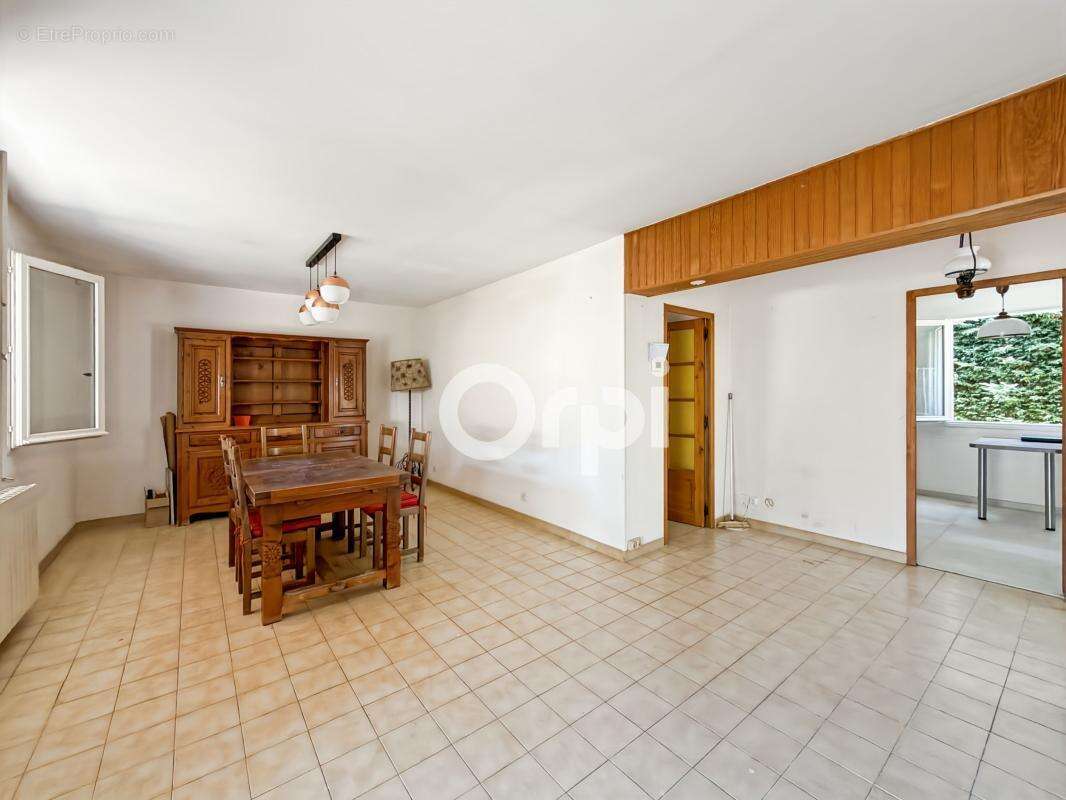 Maison individuelle avec fort potentiel à Roquefort-la-Bédoule - photo 12