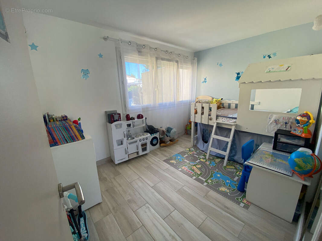 Appartement à MARSEILLE-12E