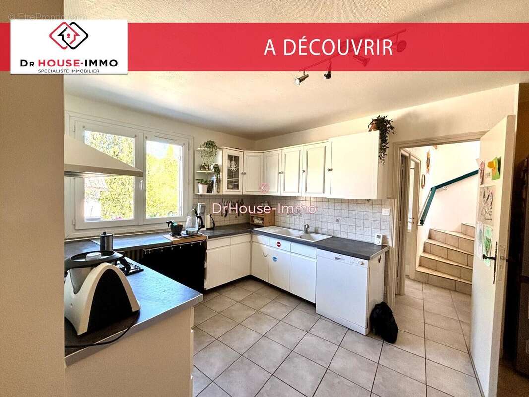Maison 115 m² à Saint-Laurent-Sur-Manoire  - photo 12